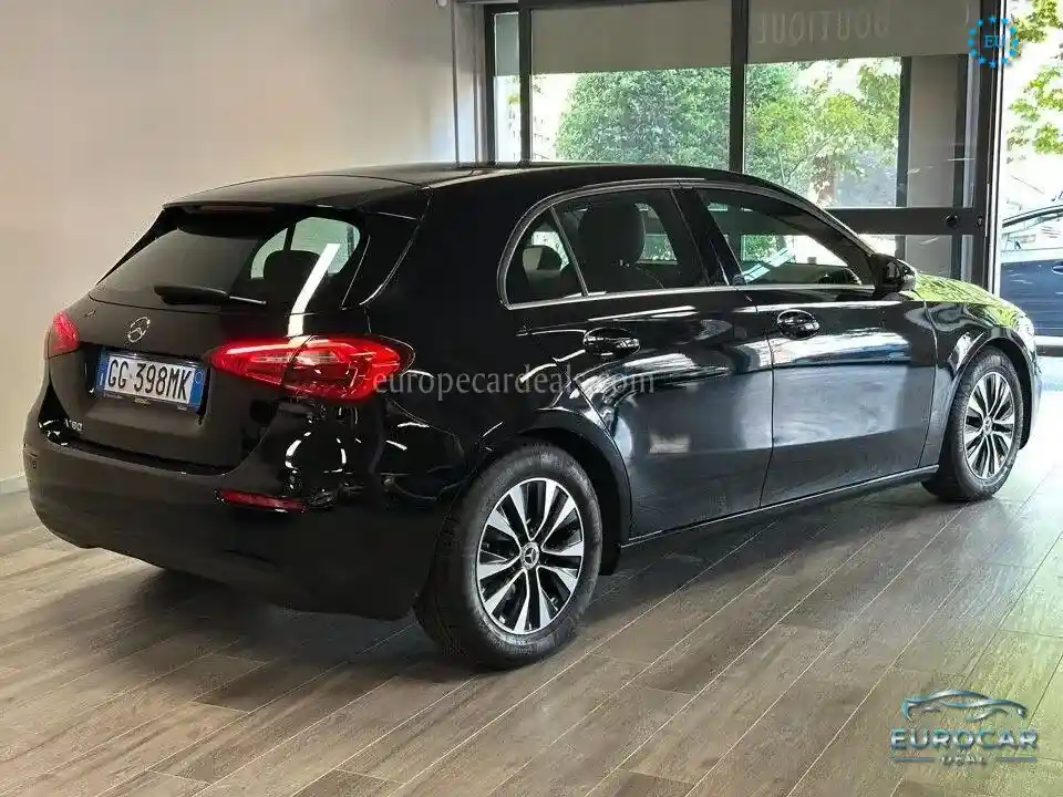 Mercedes-Benz A 180
