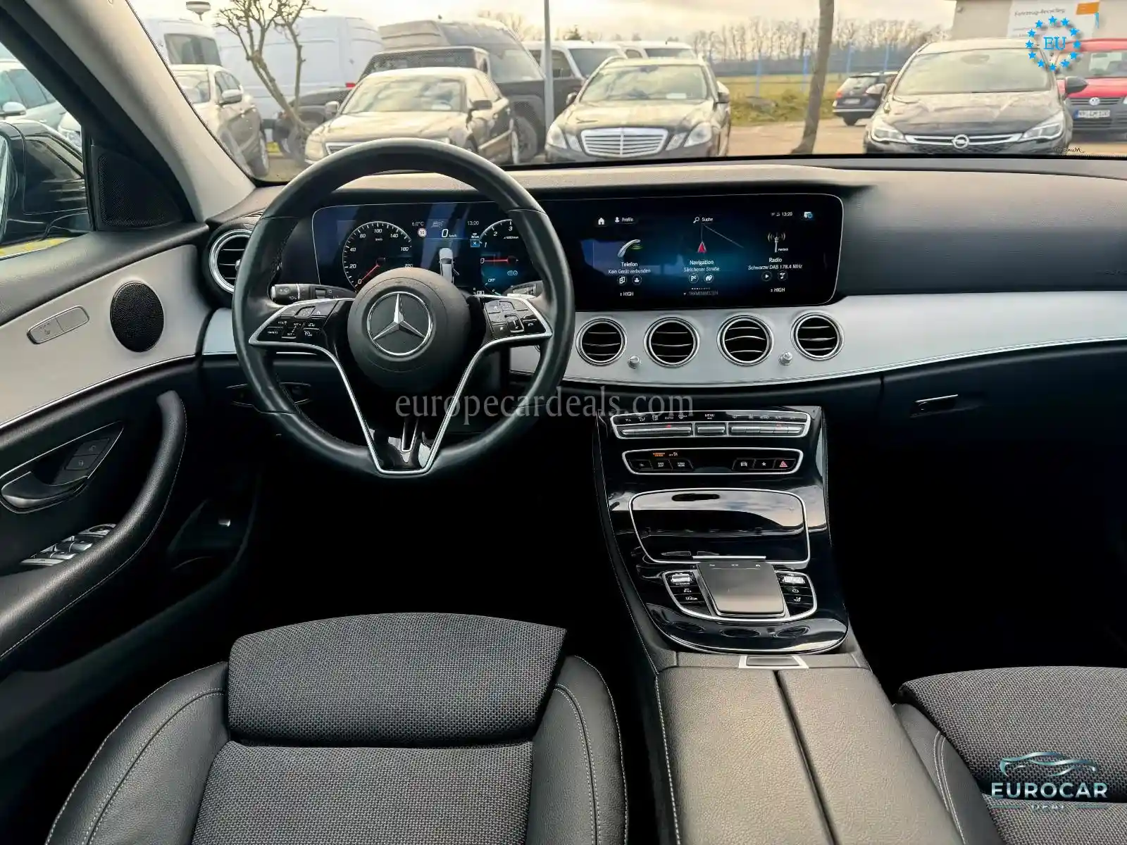 Mercedes-Benz E 300