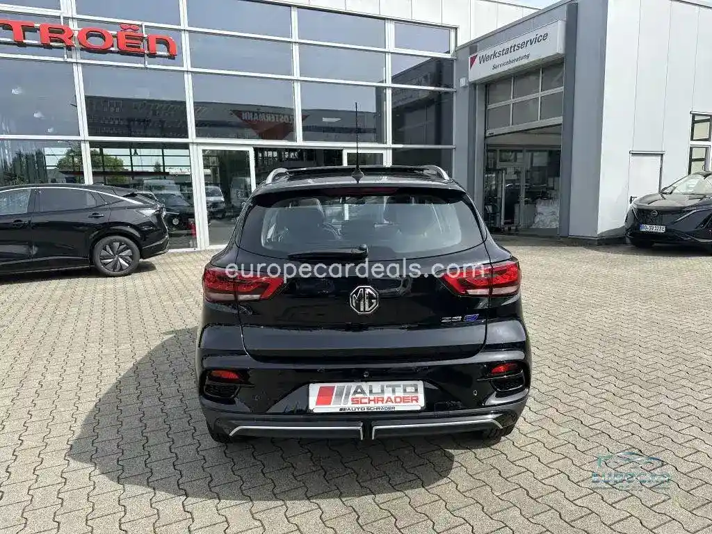 MG ZS
