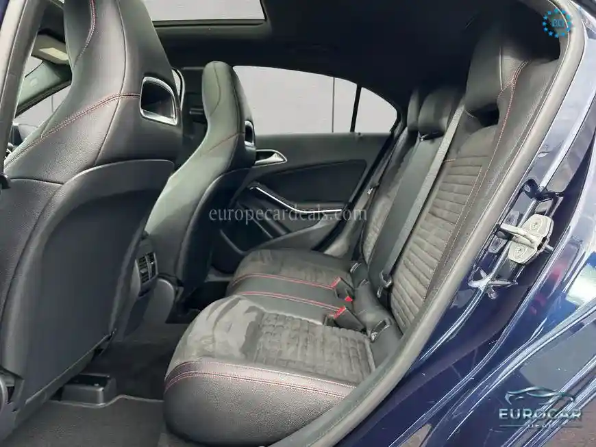 Mercedes-Benz A 220