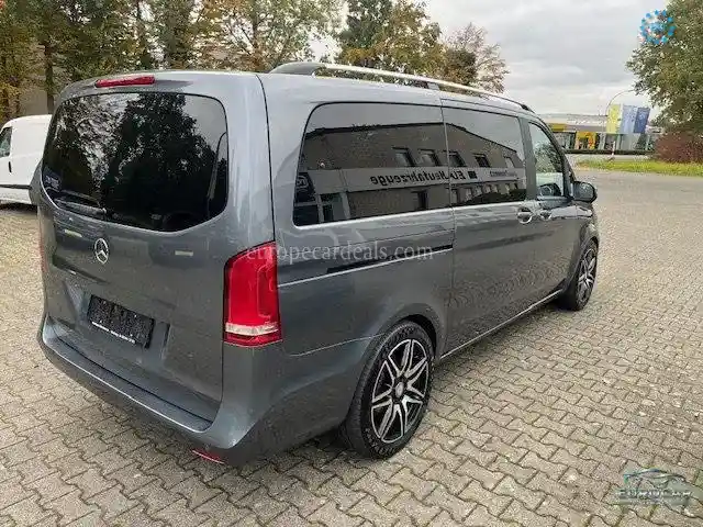Mercedes-Benz V 250