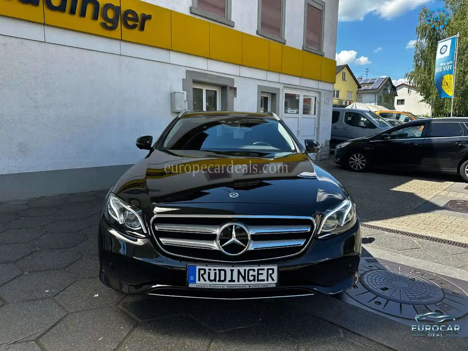 Mercedes-Benz E 200