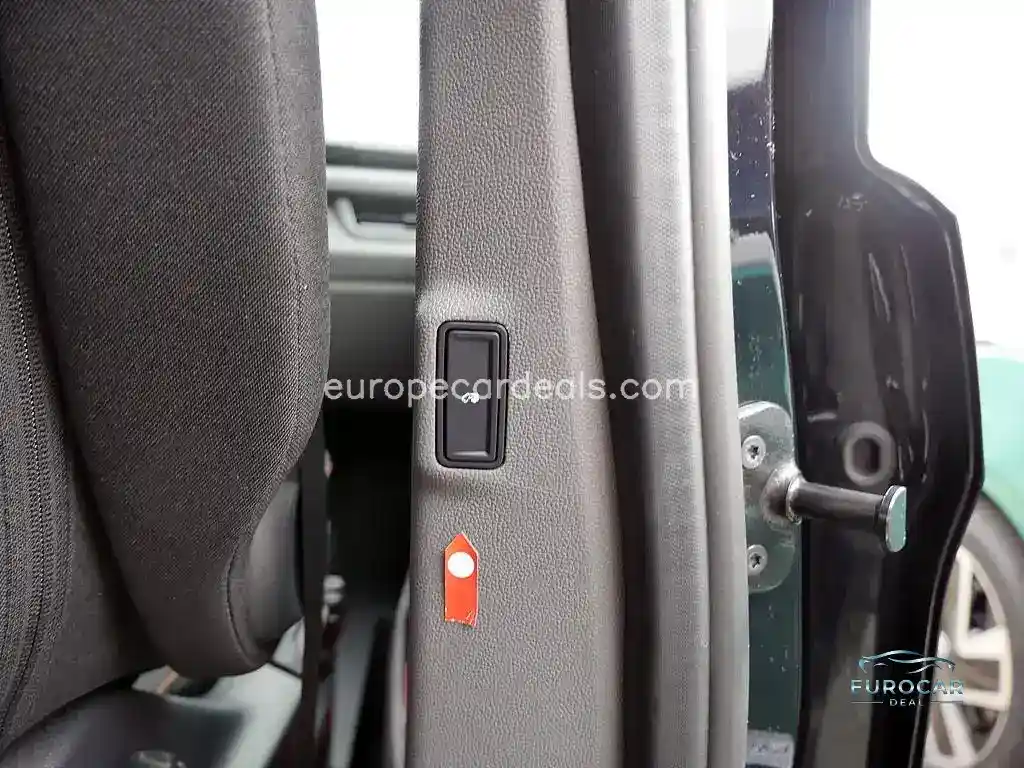 Volkswagen T7 Caravelle