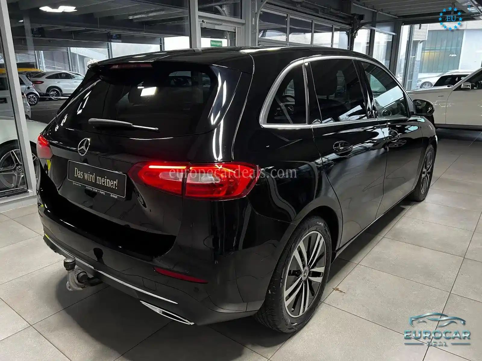 Mercedes-Benz B 180