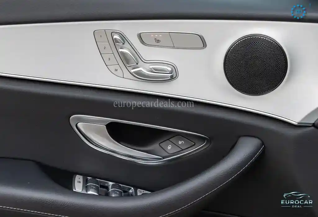 Mercedes-Benz E 300