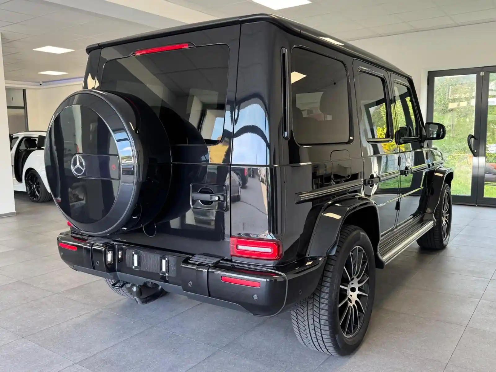 Mercedes-Benz G 500