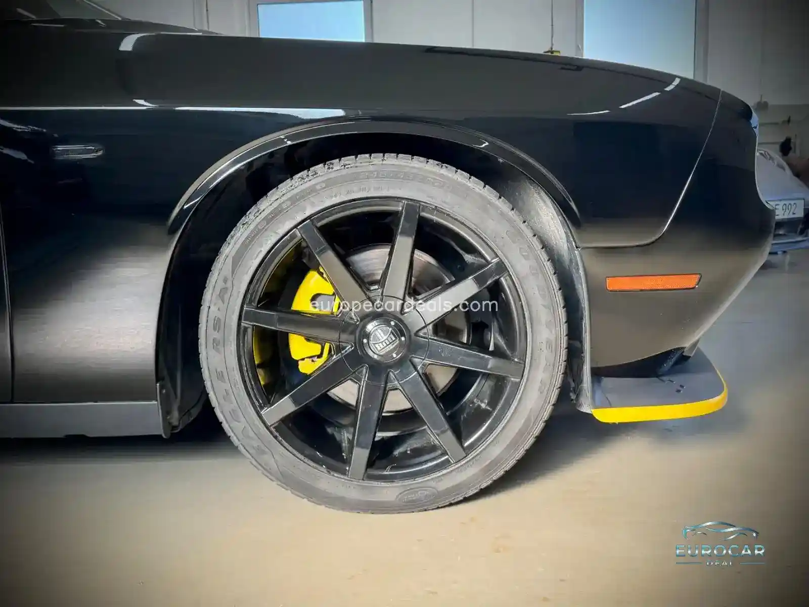 Dodge Challenger