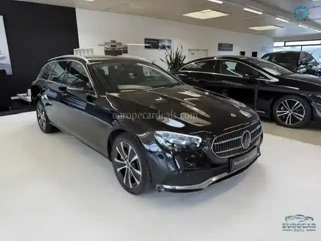 Mercedes-Benz E 300