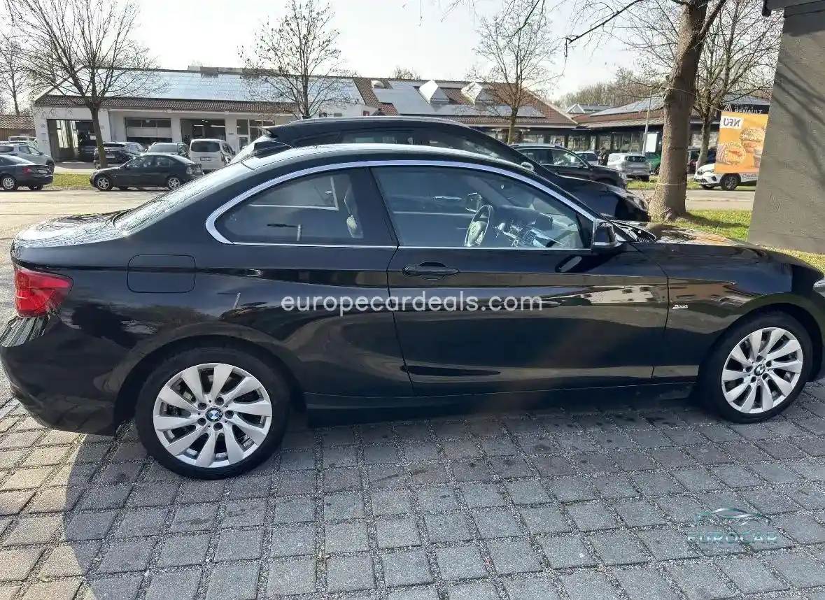 BMW 220