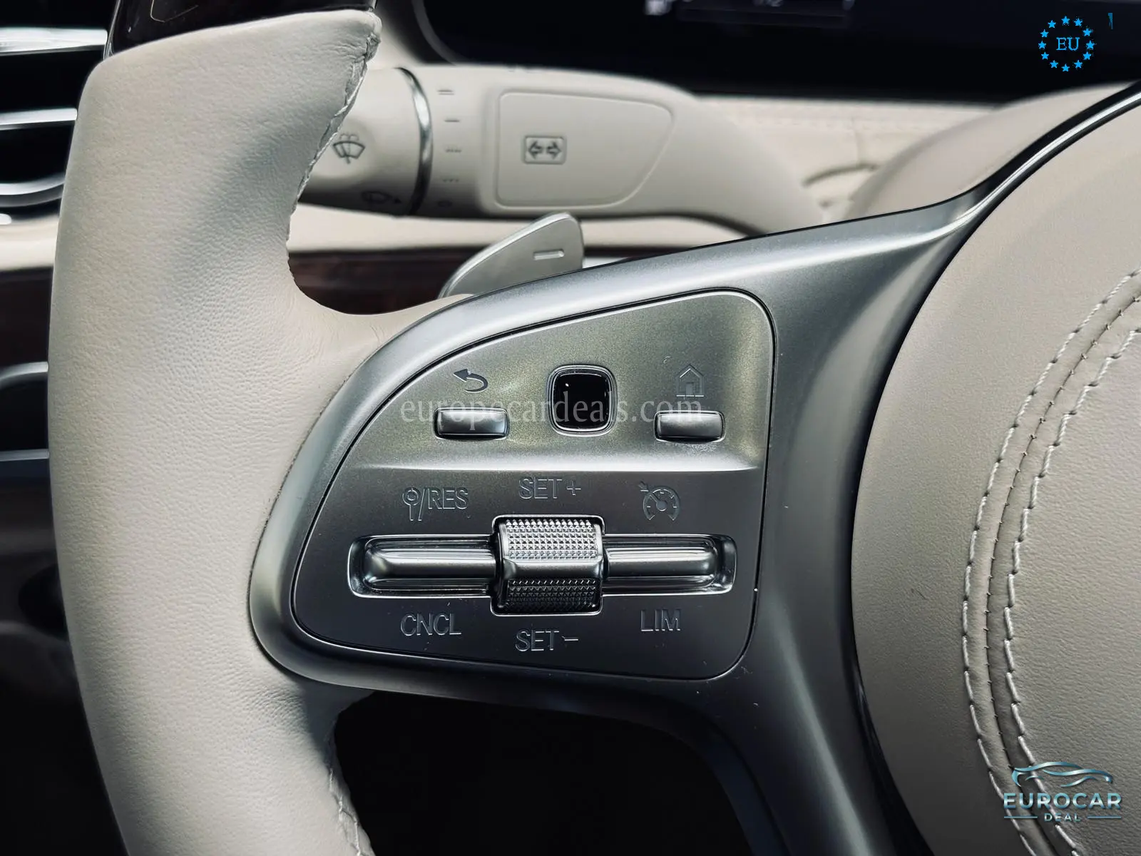 Mercedes-Benz S 560
