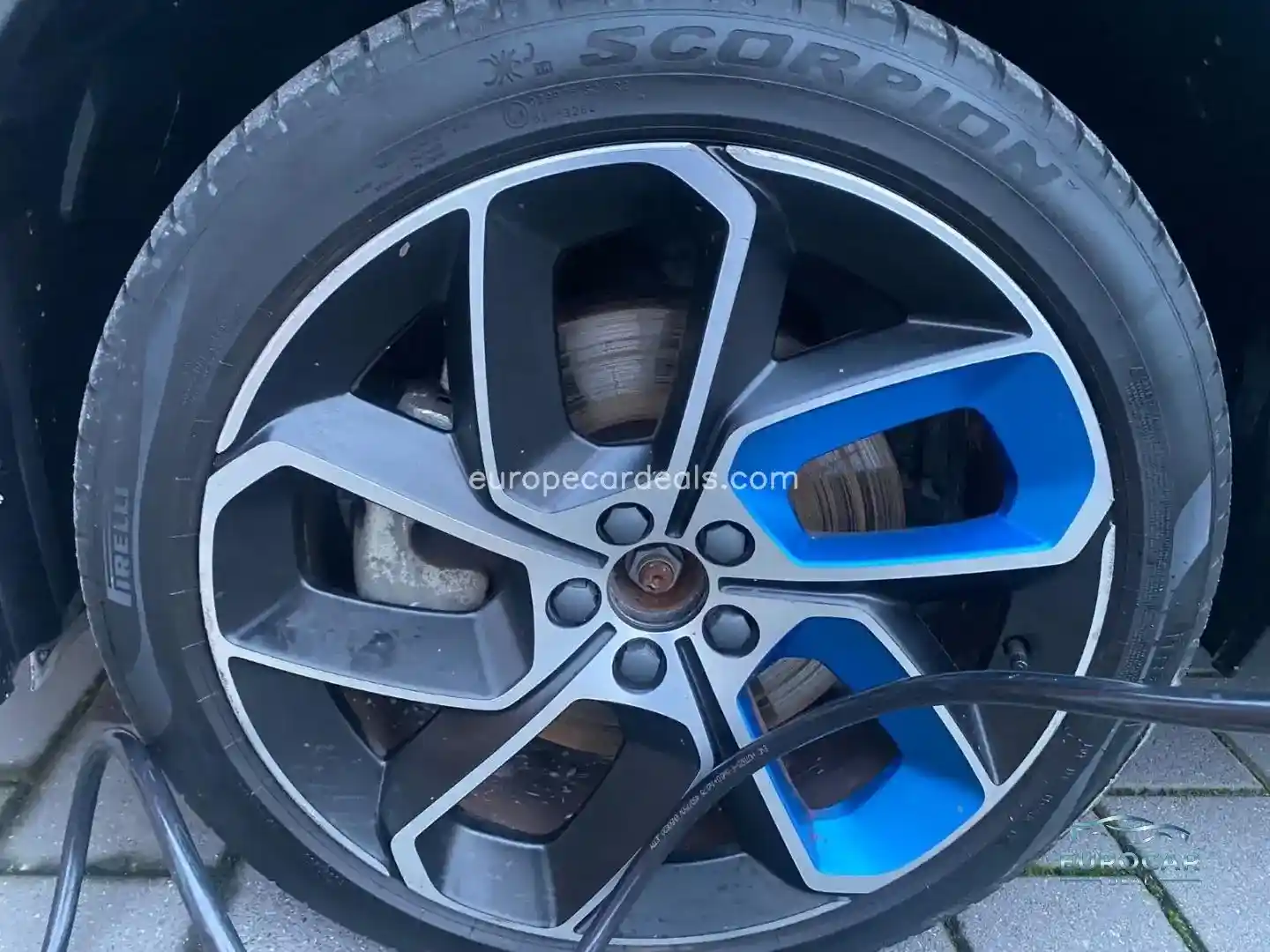 Lynk&Co 01