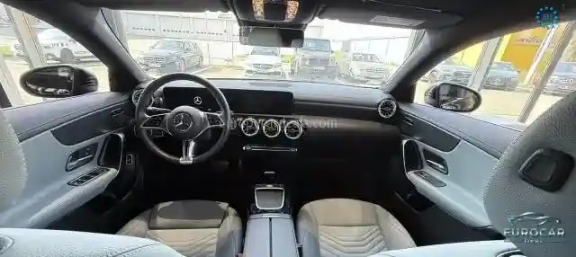 Mercedes-Benz CLA 180 Shooting Brake