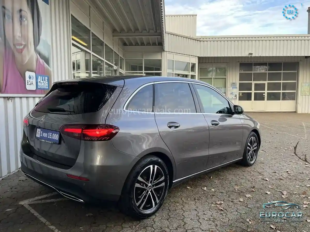 Mercedes-Benz B 200