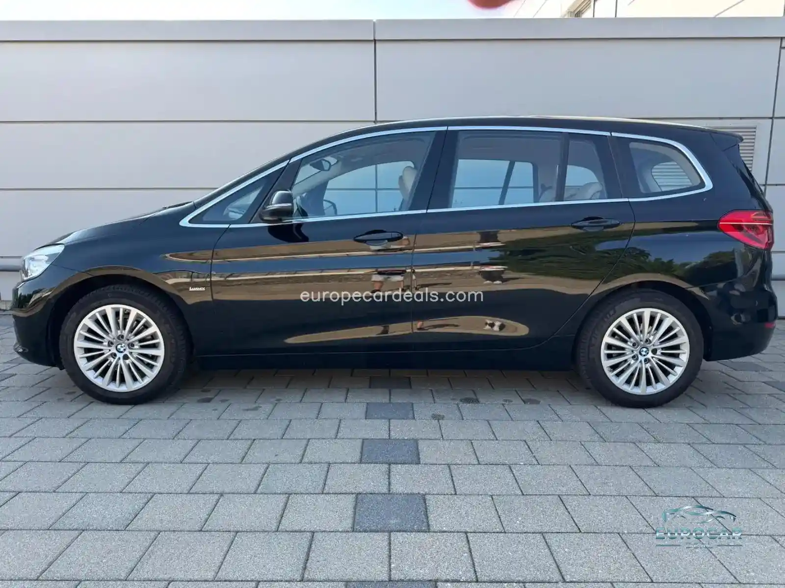 BMW 216
