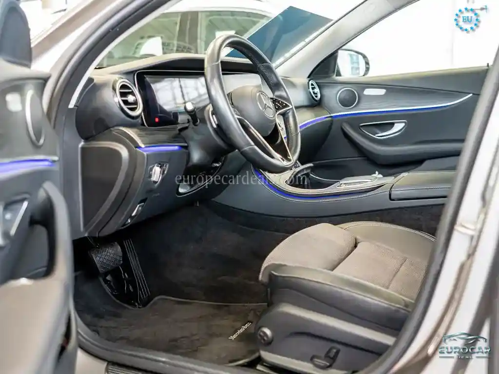 Mercedes-Benz E 400