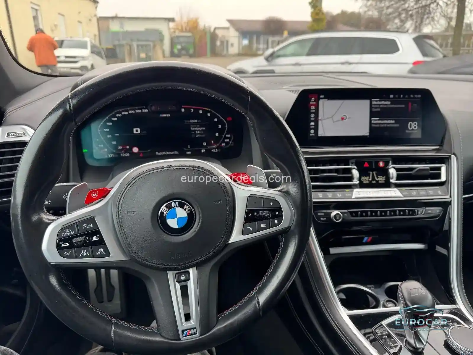 BMW M8