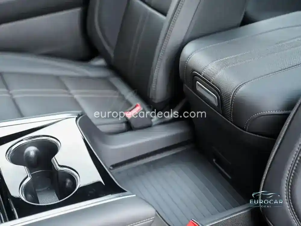 Chevrolet Suburban