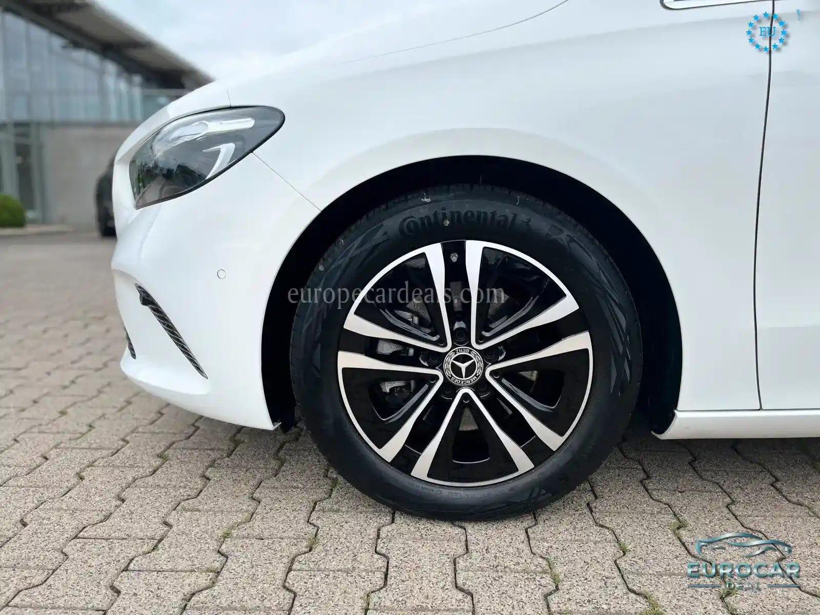 Mercedes-Benz B 200