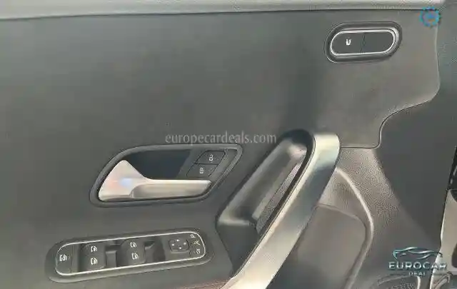Mercedes-Benz A 35 AMG