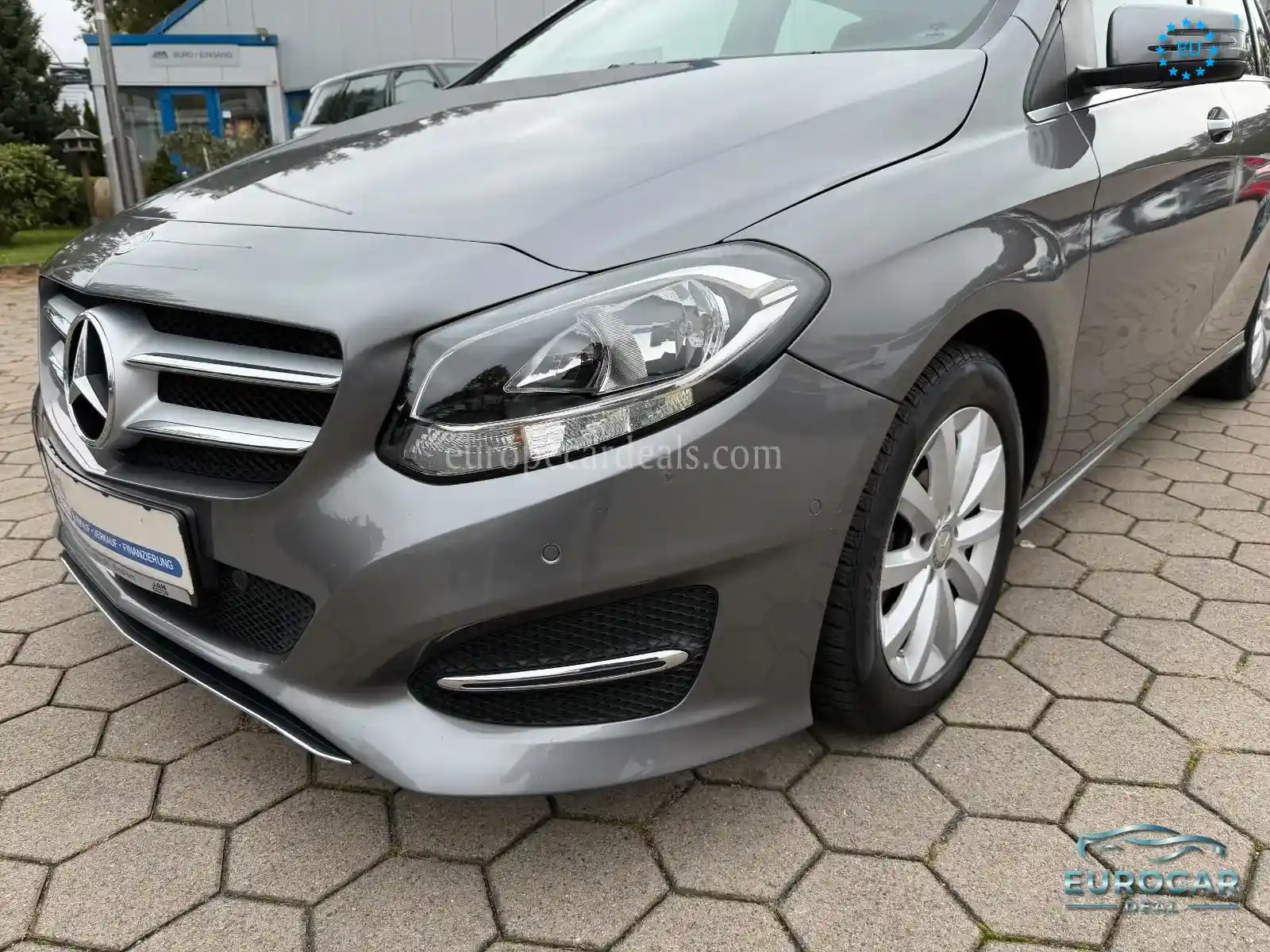Mercedes-Benz B 200