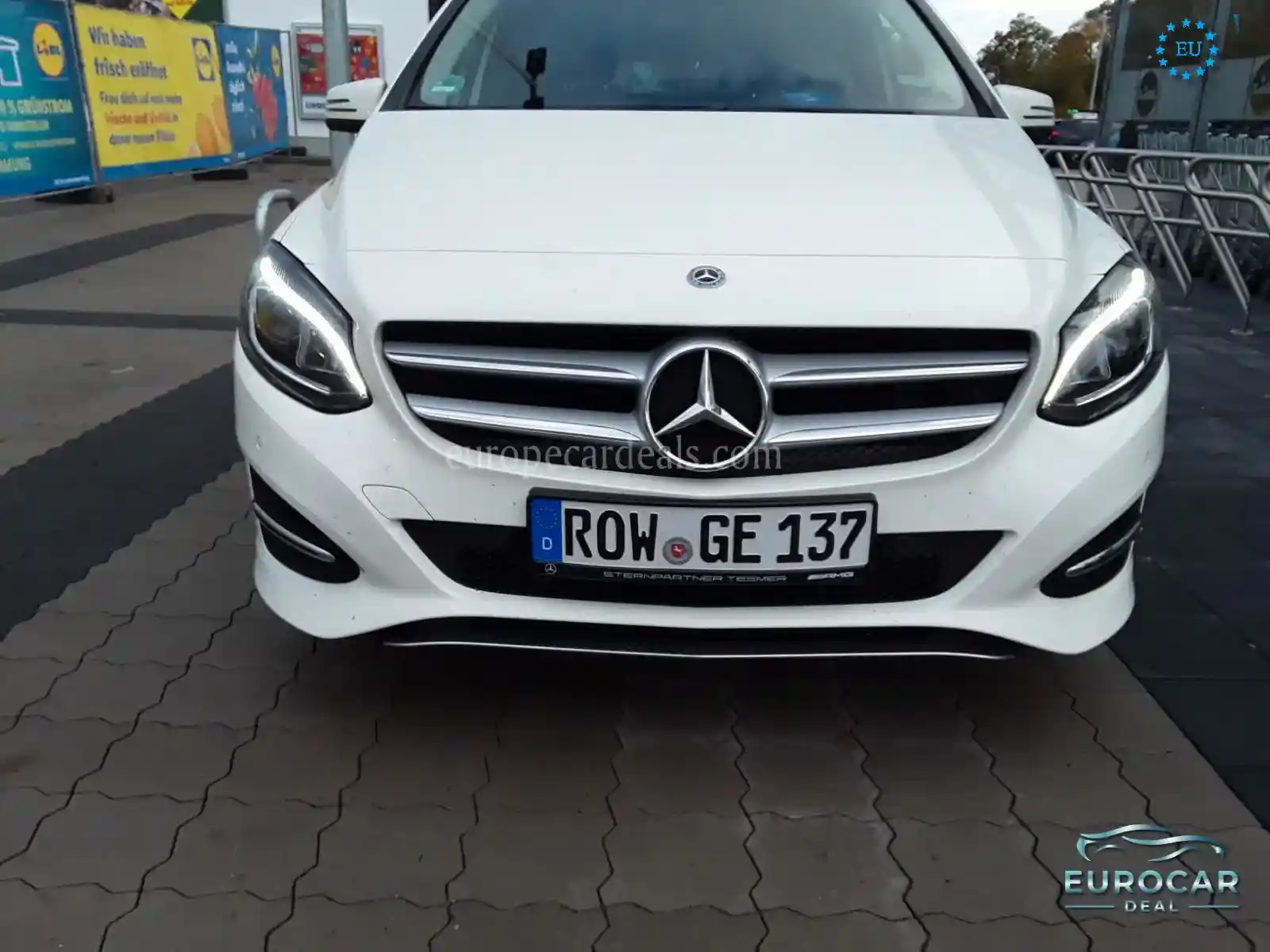Mercedes-Benz B 180