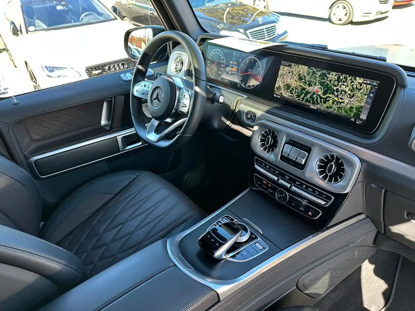 Mercedes-Benz G 500