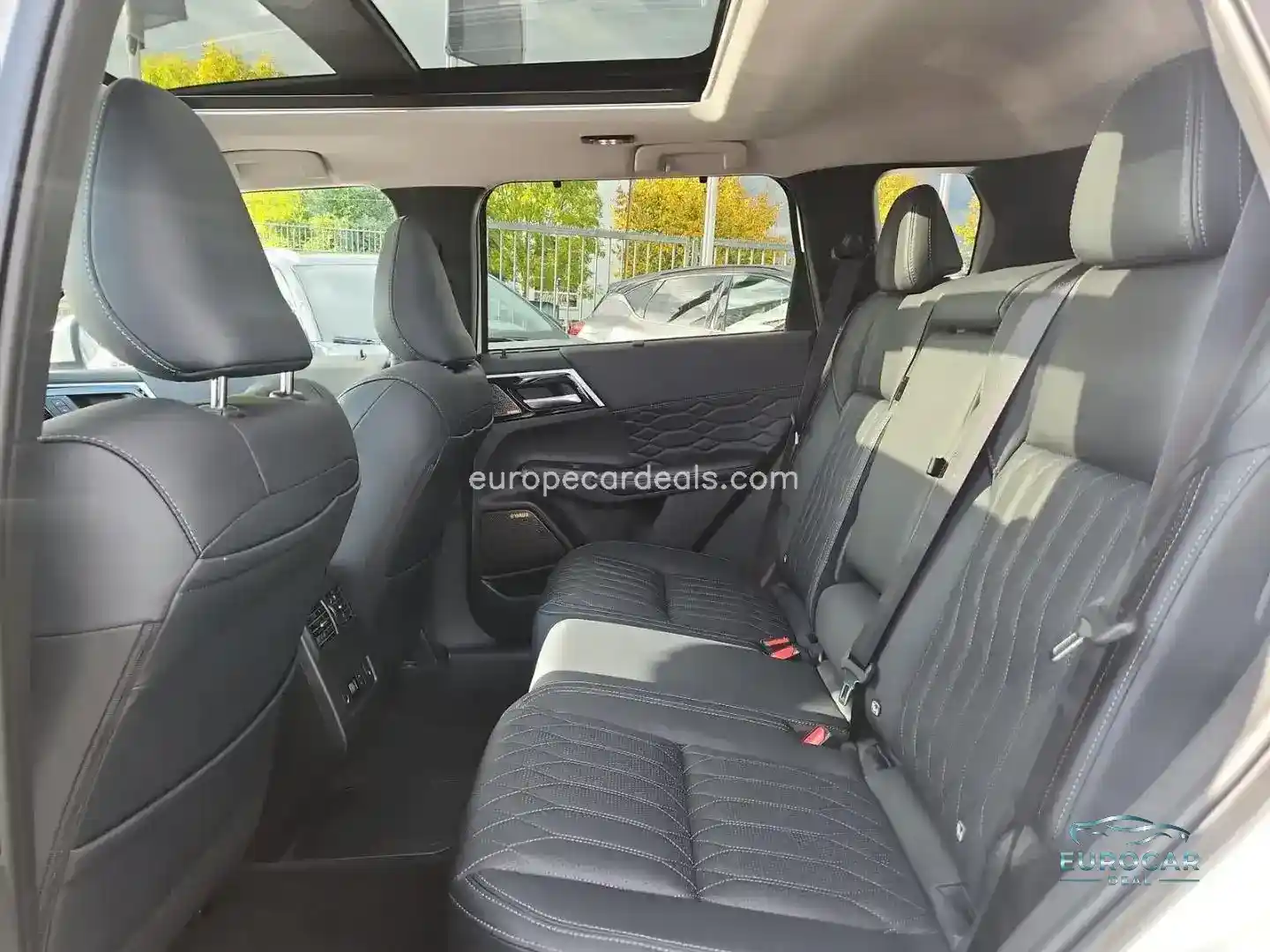Mitsubishi Plug-in Hybrid Outlander