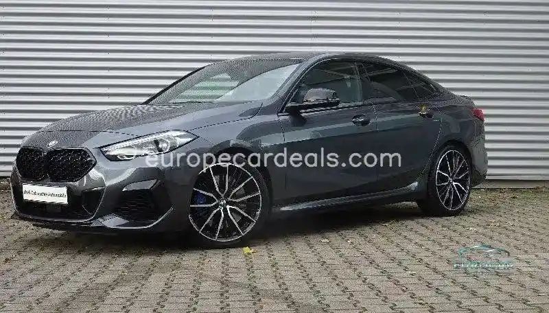 BMW M235
