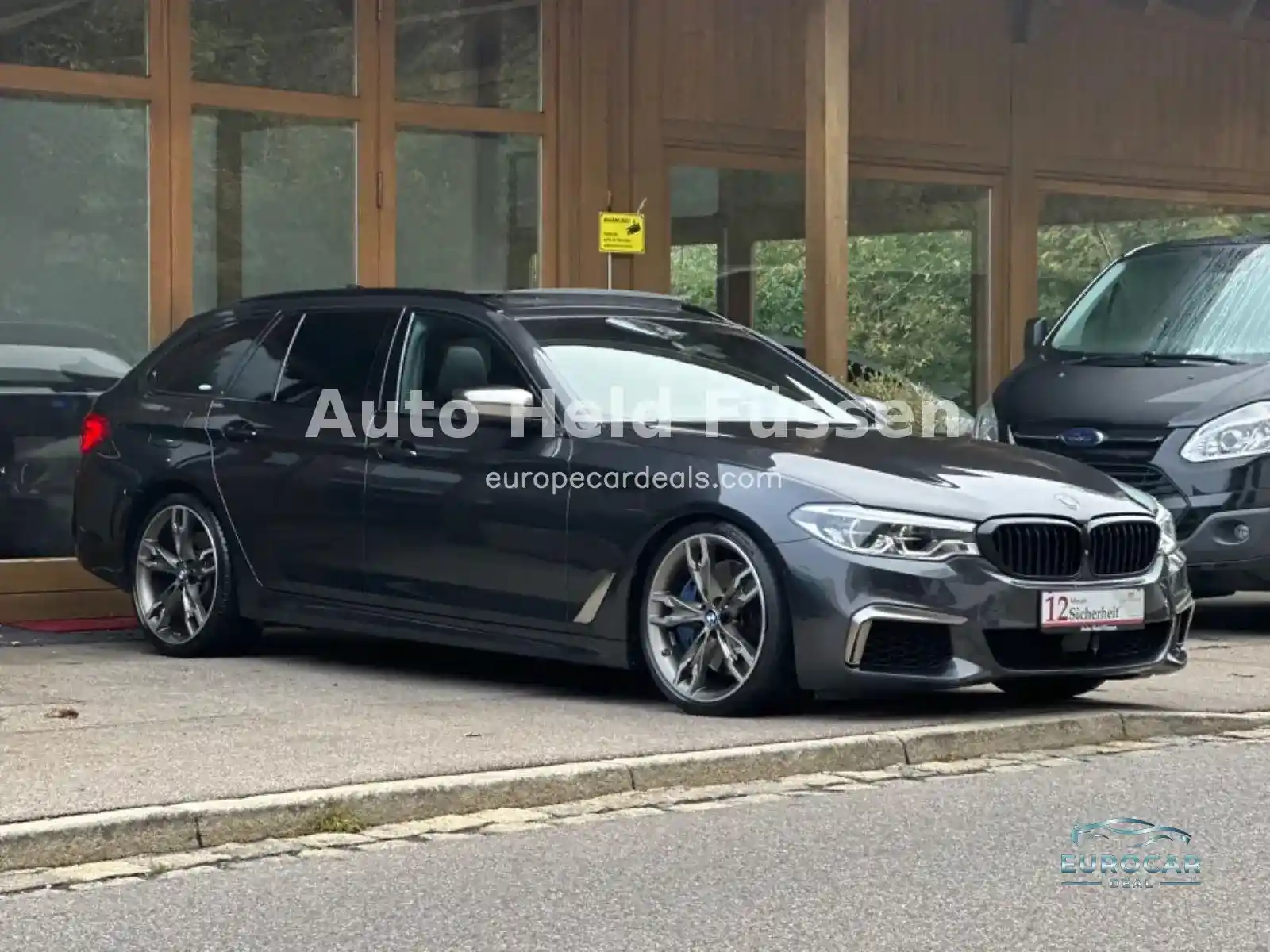 BMW M550
