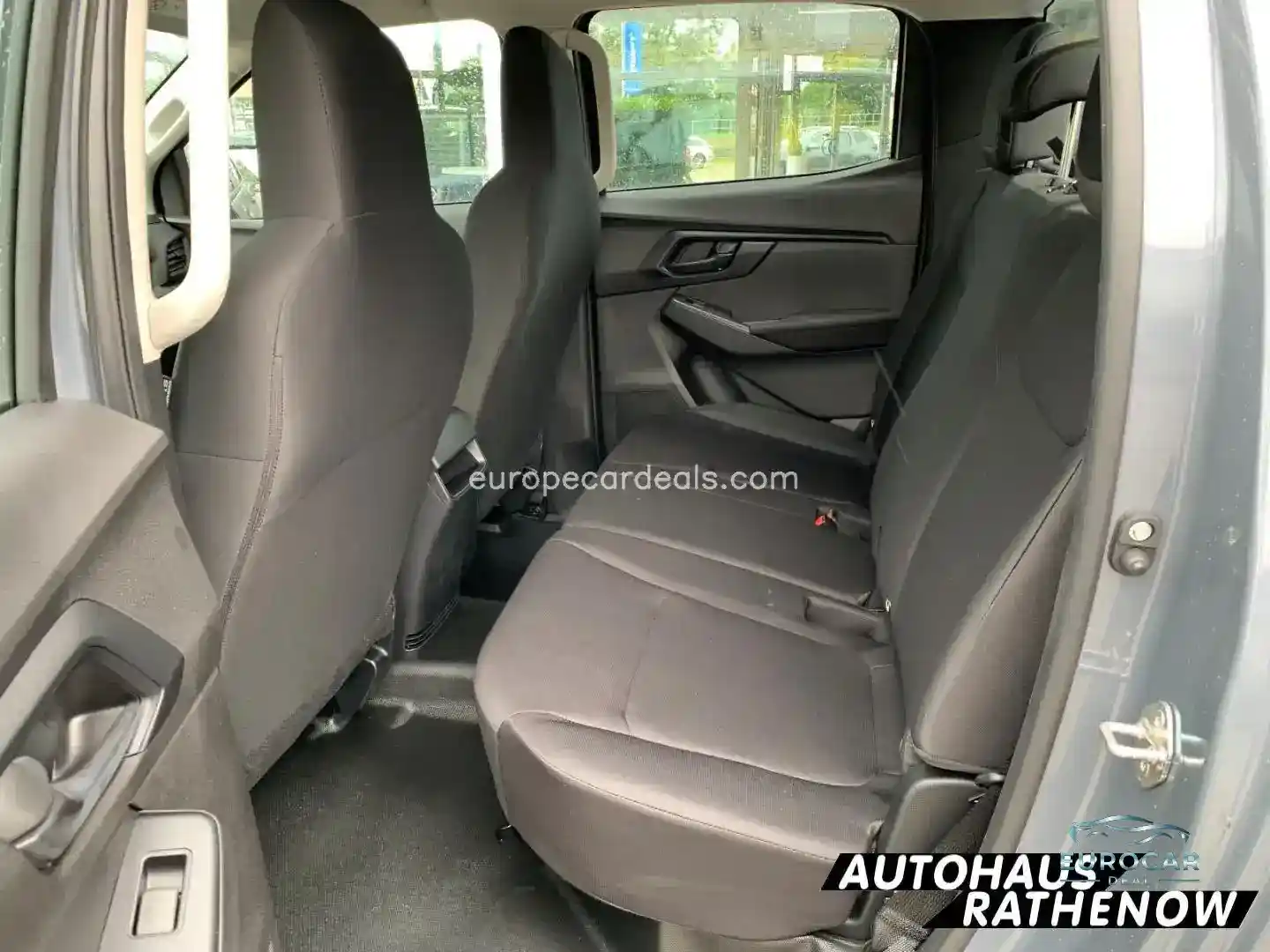 Double Cab 4WD L Allrad EU6e Totwinkelassi