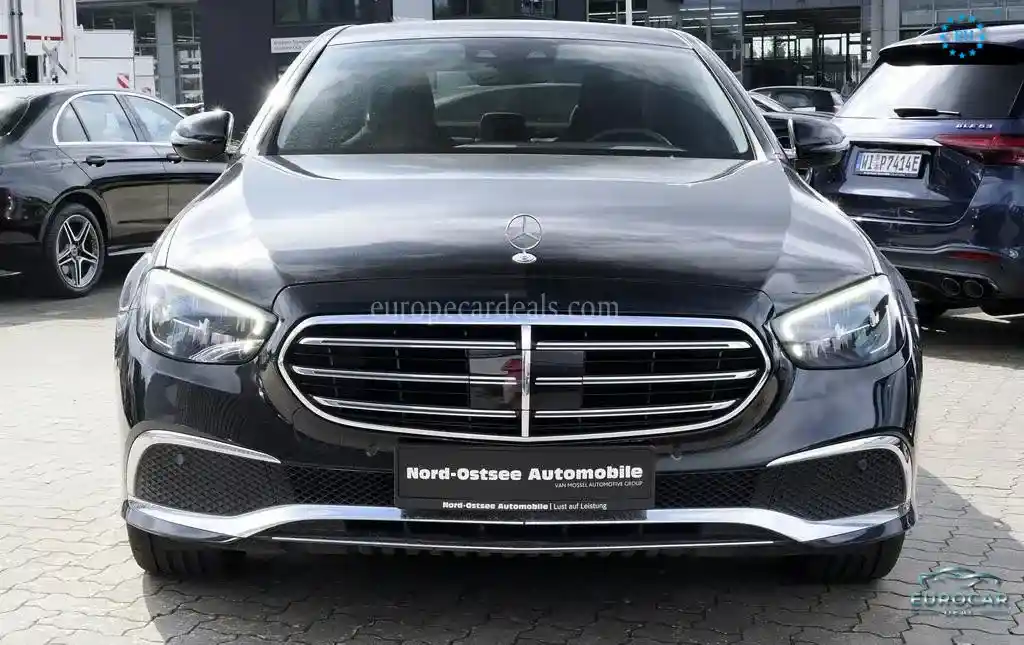 Mercedes-Benz E 300