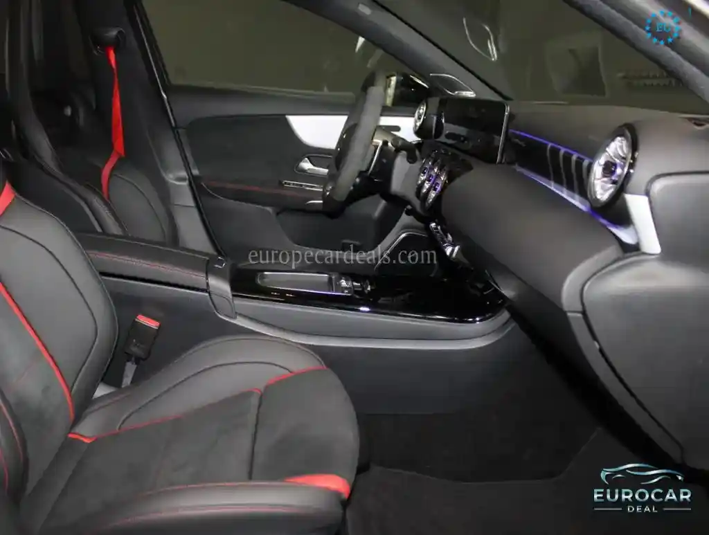 Mercedes-Benz A 45 AMG