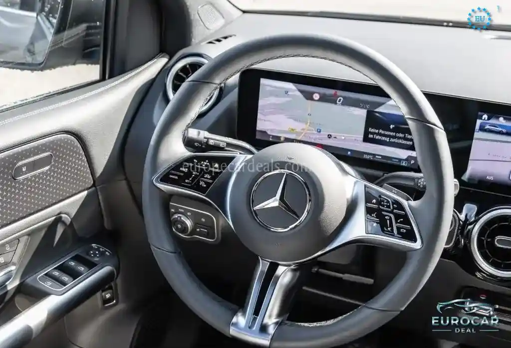 Mercedes-Benz B 180