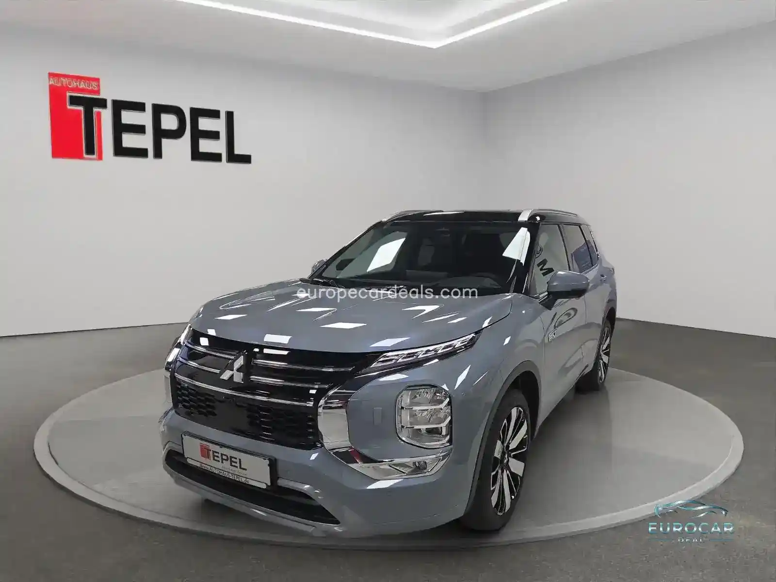 Mitsubishi Plug-in Hybrid Outlander