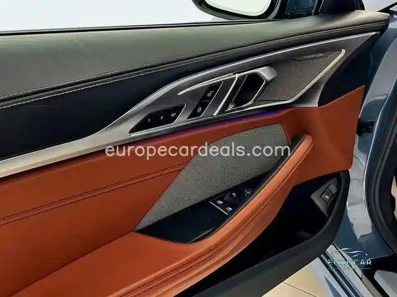 BMW 840