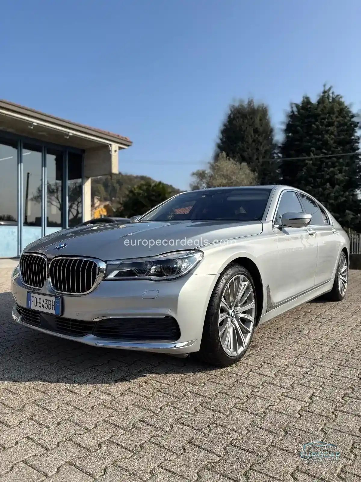 BMW 750