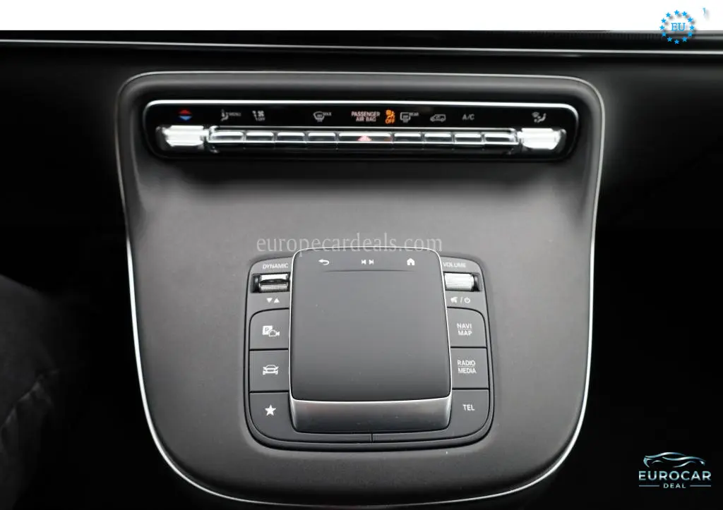 Mercedes-Benz V 220