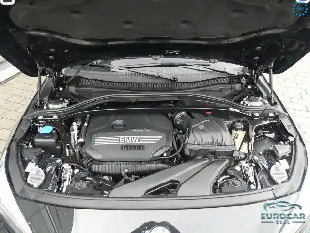 BMW 128