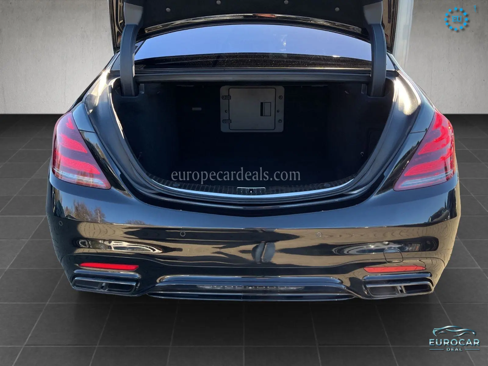 Mercedes-Benz S 560