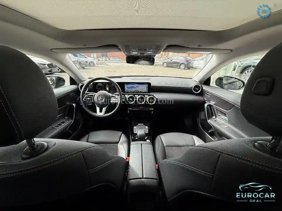 Mercedes-Benz CLA 200 Shooting Brake