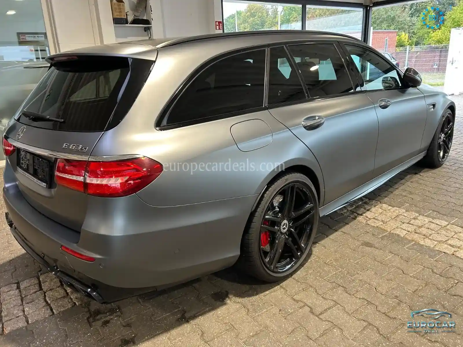 Mercedes-Benz E 63 AMG