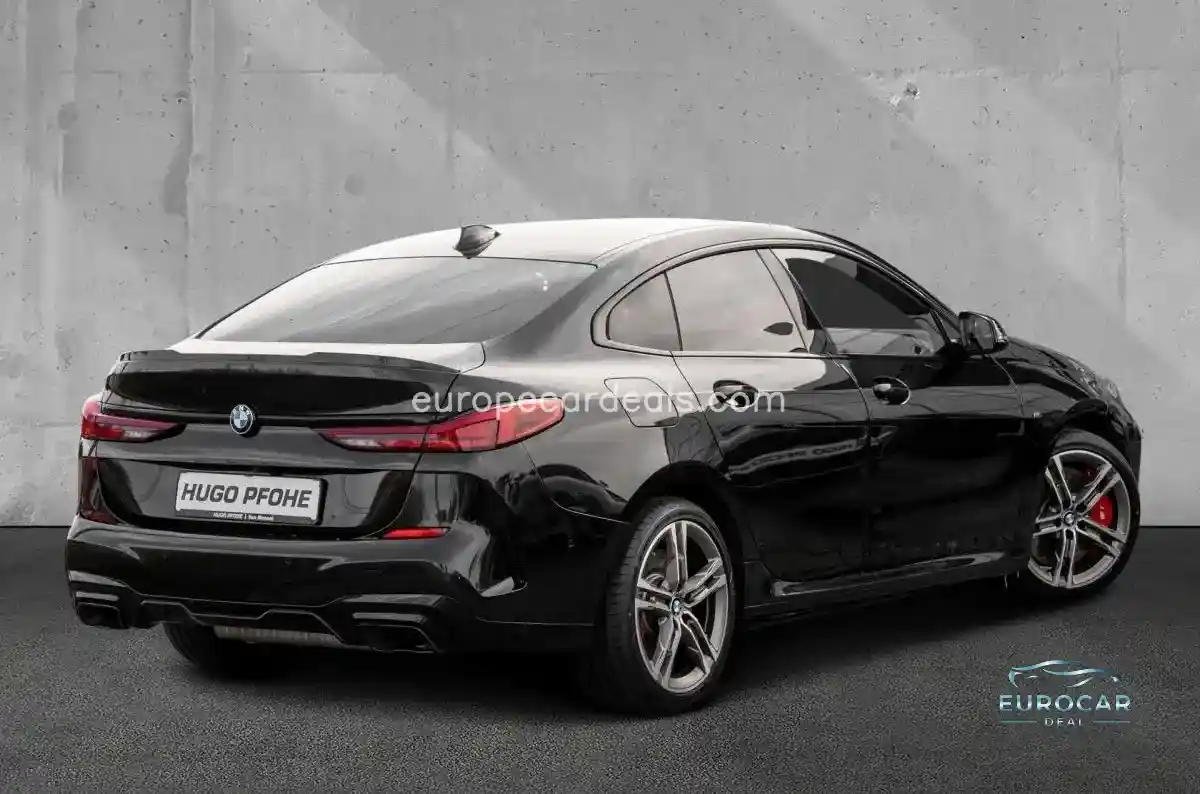BMW M235