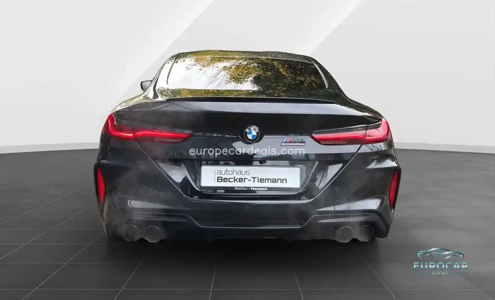 BMW M8
