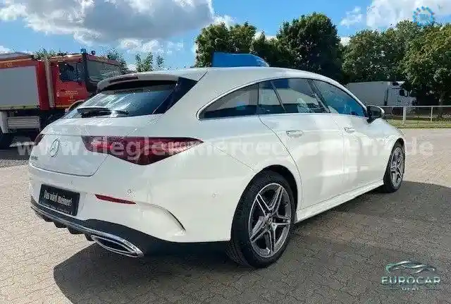 Mercedes-Benz CLA 180