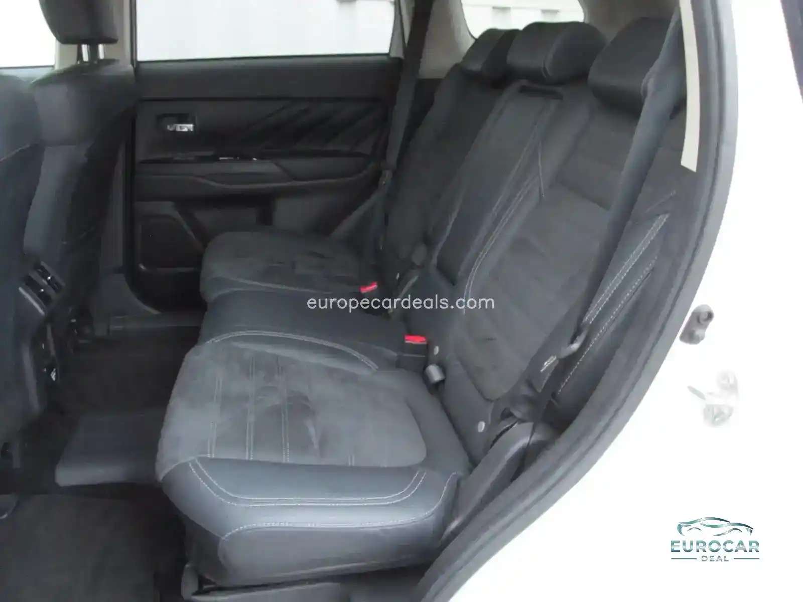 Mitsubishi Plug-in Hybrid Outlander