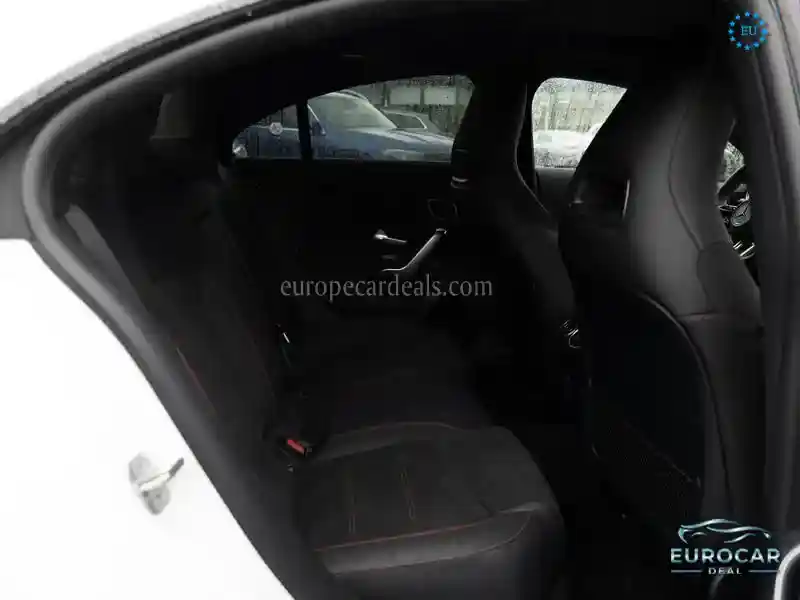 Mercedes-Benz CLA 220