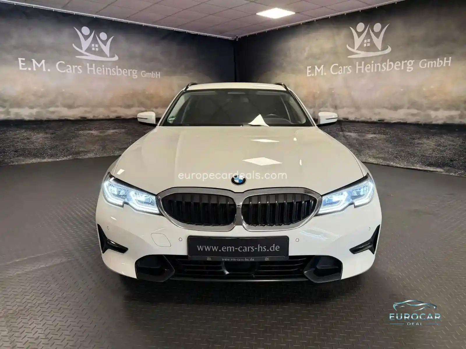 BMW 330