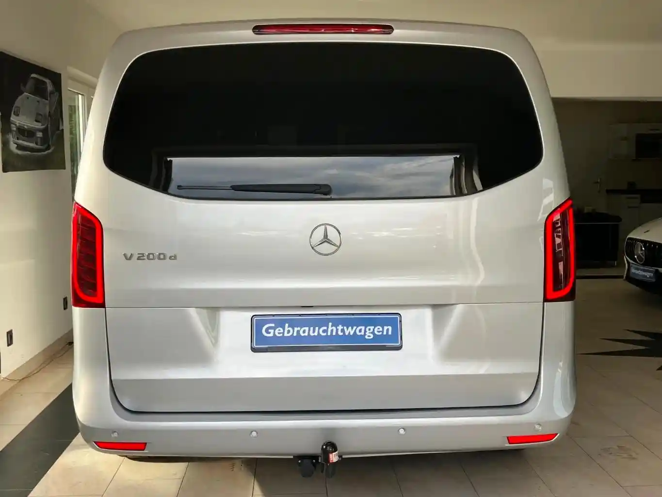 Mercedes-Benz V 200
