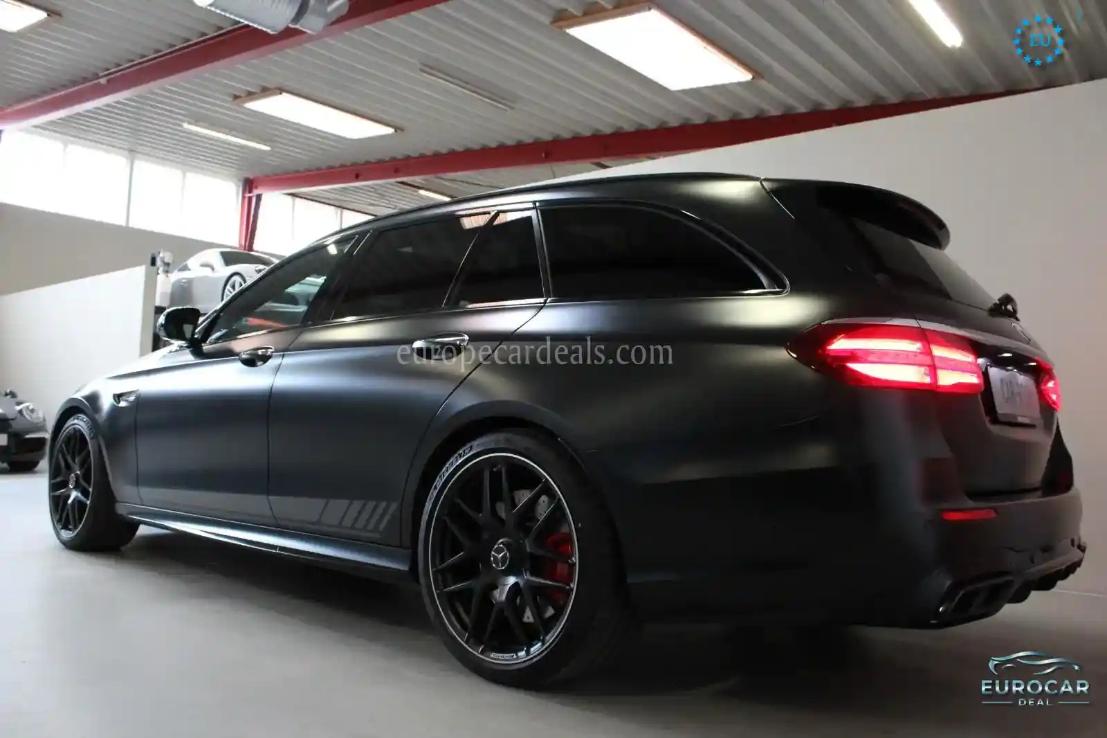 Mercedes-Benz E 63 AMG