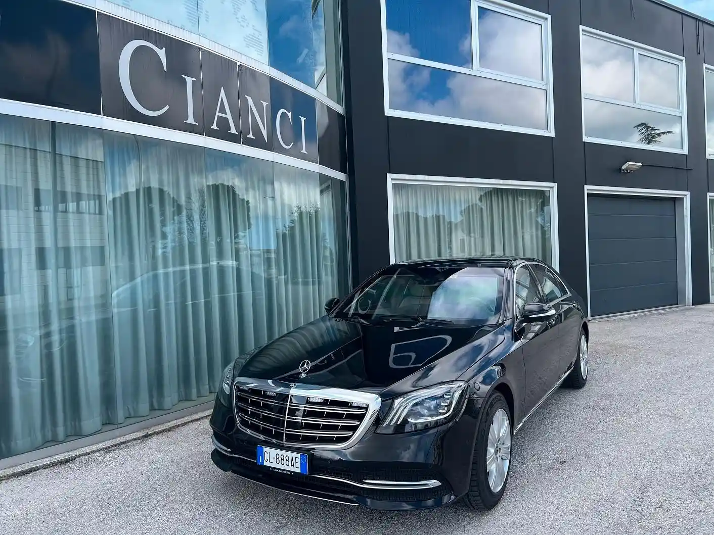 Mercedes-Benz S 600